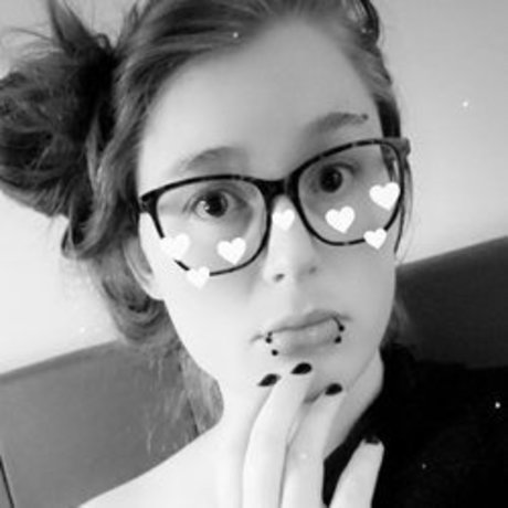 Foto di nudo di fuga di OnlyFans di Princessmaddiemaddz