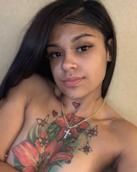 Foto di nudo di fuga di OnlyFans di Chichidoll