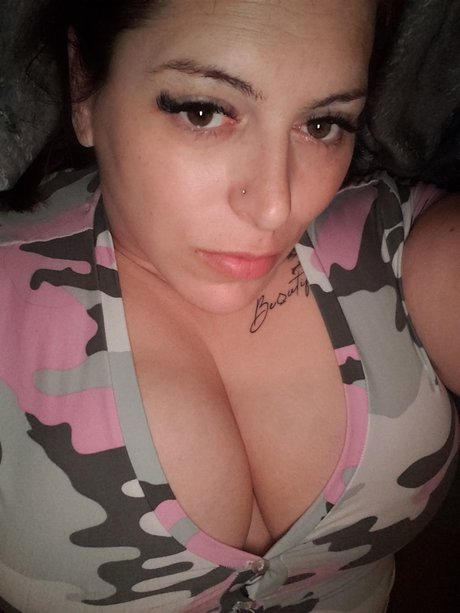 Foto di nudo di fuga di OnlyFans di Cynty