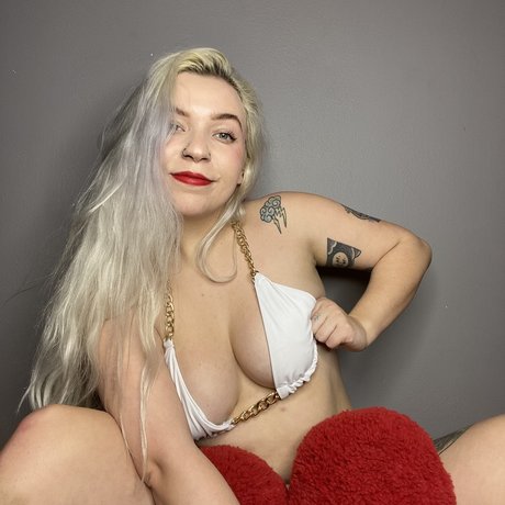Foto di nudo di fuga di OnlyFans di Clementine