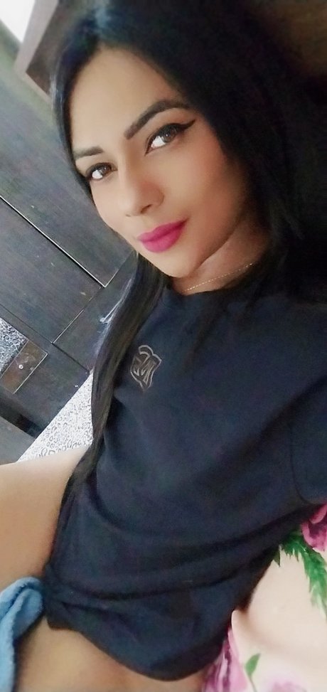 Foto di nudo di fuga di OnlyFans di Closanttos