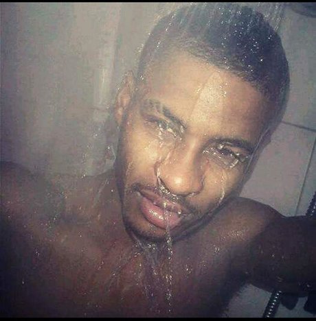 Foto di nudo di fuga di OnlyFans di Deminholove
