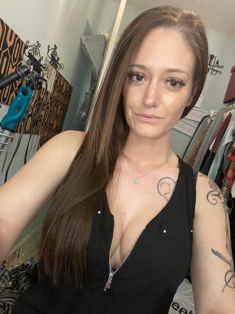 Foto di nudo di fuga di OnlyFans di Delilah