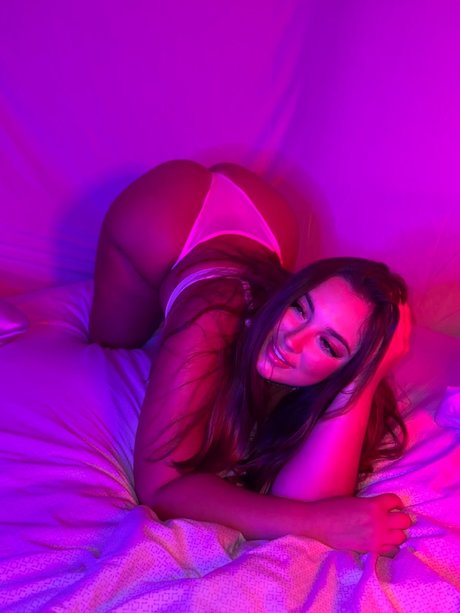 Foto di nudo di fuga di OnlyFans di Leah