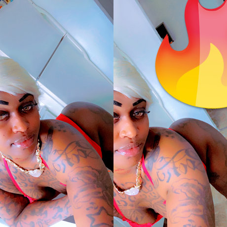 Foto di nudo di fuga di OnlyFans di Prettypooh