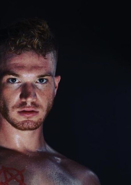 Foto di nudo di fuga di OnlyFans di Dacotah Red