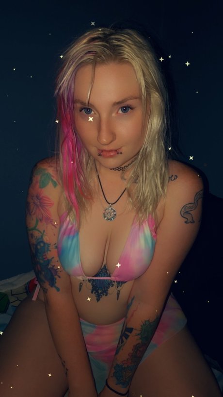 Foto di nudo di fuga di OnlyFans di Scarlette