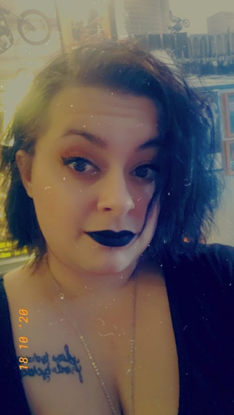 Foto di nudo di fuga di OnlyFans di Psychgirl94