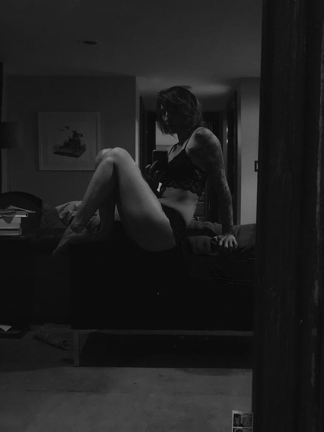 Foto di nudo di fuga di OnlyFans di Proziumlove