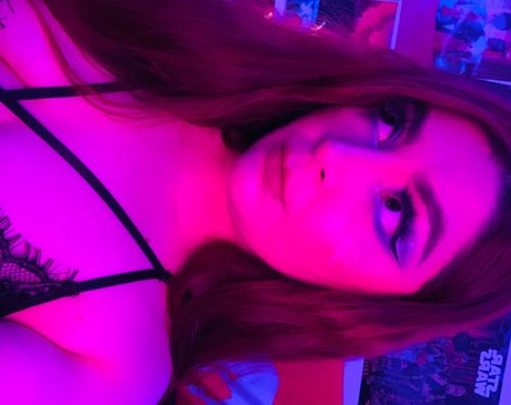 Foto di nudo di fuga di OnlyFans di Proggoddess