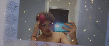 Foto di nudo di fuga di OnlyFans di Prince