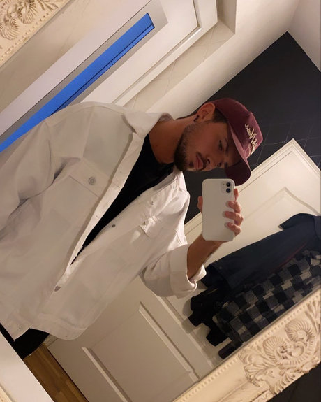 Foto di nudo di fuga di OnlyFans di Deny Prezer