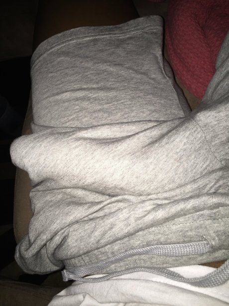 Foto di nudo di fuga di OnlyFans di Ykwyfgo