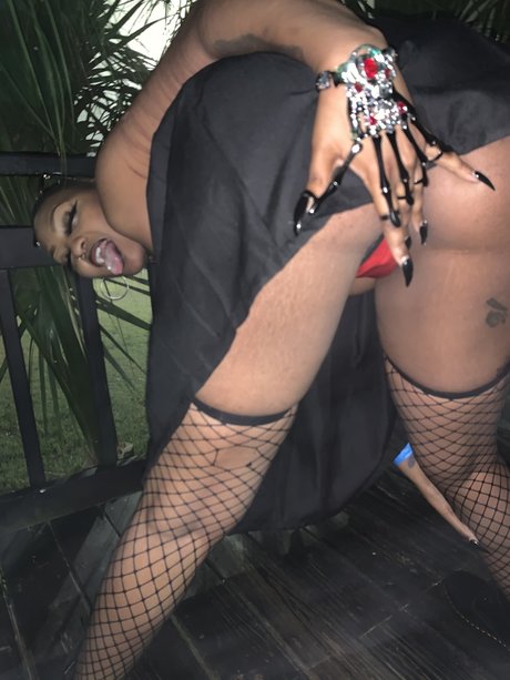 Foto di nudo di fuga di OnlyFans di Chyna