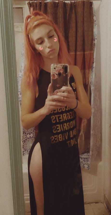 Foto di nudo di fuga di OnlyFans di Queenbaby