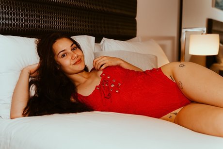 Foto di nudo di fuga di OnlyFans di Billie