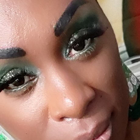 Foto di nudo di fuga di OnlyFans di Queenanitadix