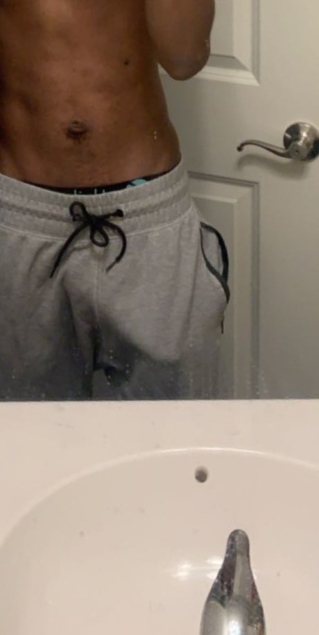 Foto di nudo di fuga di OnlyFans di Bbuprez