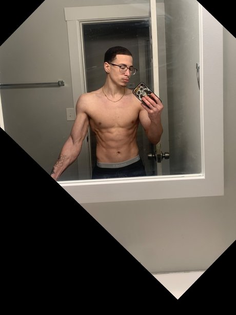 Foto di nudo di fuga di OnlyFans di Se7ven2