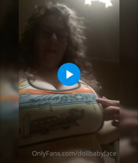 Foto di nudo di fuga di OnlyFans di  Dollbabyface  This Is Me Reallea 