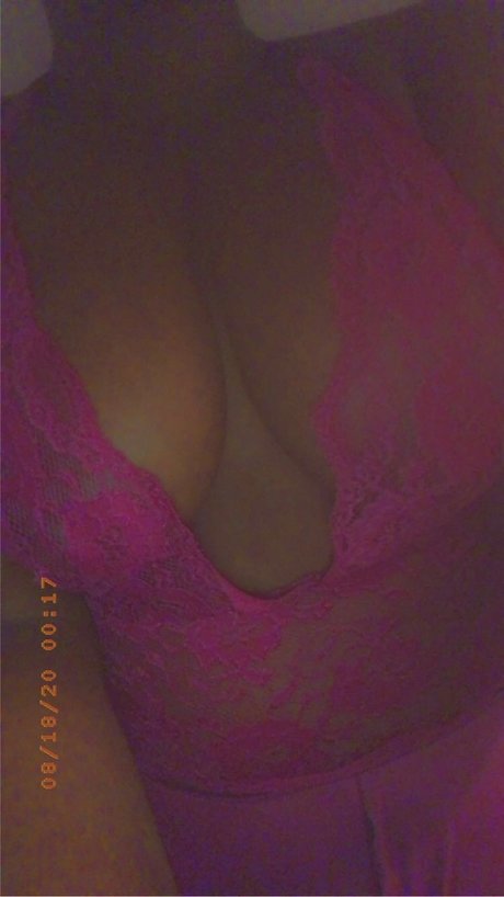 Foto di nudo di fuga di OnlyFans di Dede