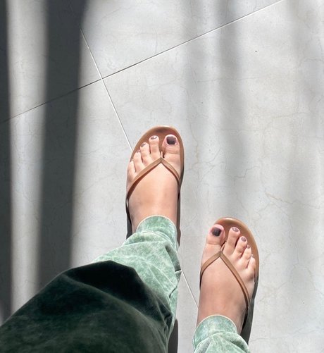 Foto di nudo di fuga di OnlyFans di Baddie Toes
