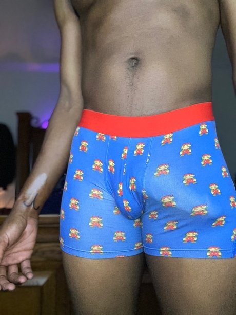 Foto di nudo di fuga di OnlyFans di Coco Love 