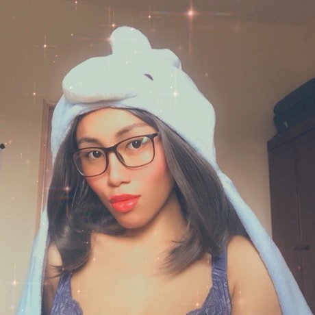 Foto di nudo di fuga di OnlyFans di Queenalyson