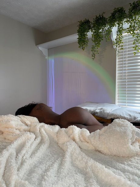 Foto di nudo di fuga di OnlyFans di Queenv