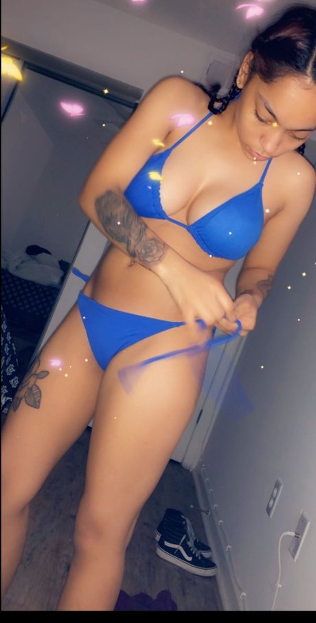 Foto di nudo di fuga di OnlyFans di Queen D