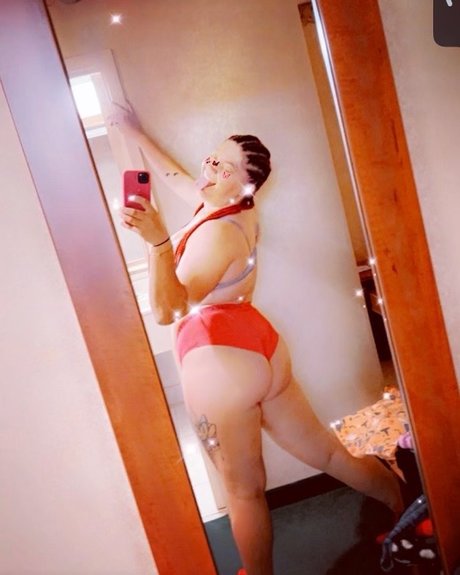 Foto di nudo di fuga di OnlyFans di Queenbiiitch
