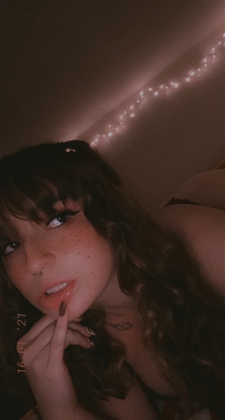 Foto di nudo di fuga di OnlyFans di Kay