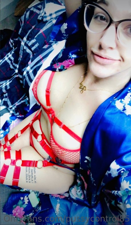 Foto di nudo di fuga di OnlyFans di Kat