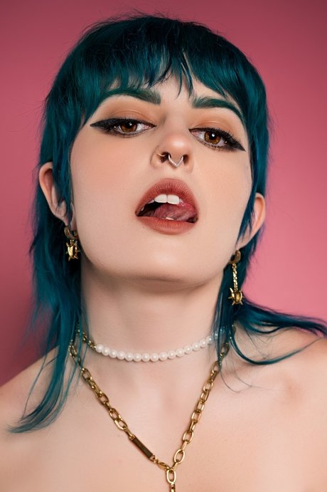 Foto di nudo di fuga di OnlyFans di Vee Ives