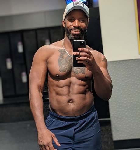 Foto di nudo di fuga di OnlyFans di Race Cooper