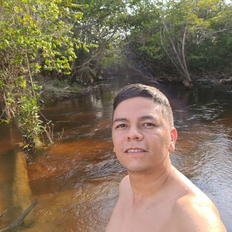 Foto di nudo di fuga di OnlyFans di Roger Silva
