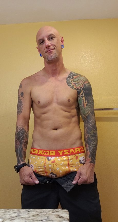 Foto di nudo di fuga di OnlyFans di Quiks987