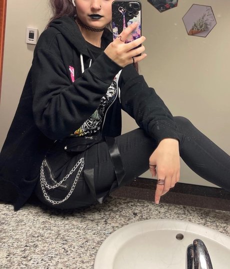 Foto di nudo di fuga di OnlyFans di Queen Yvette