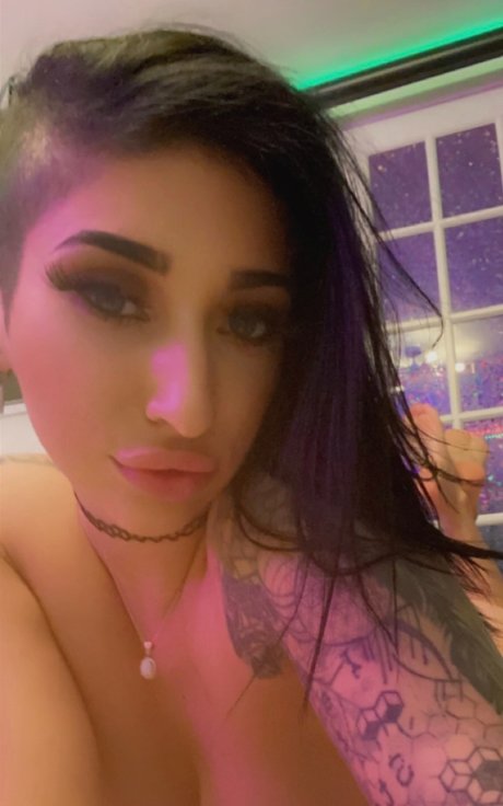 Foto di nudo di fuga di OnlyFans di   