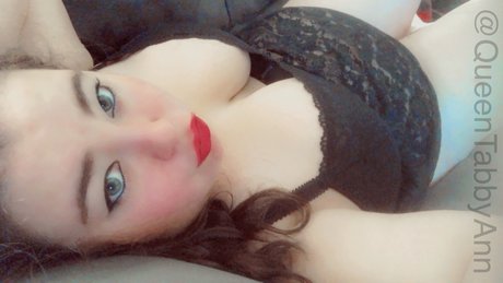 Foto di nudo di fuga di OnlyFans di Tabby Ann
