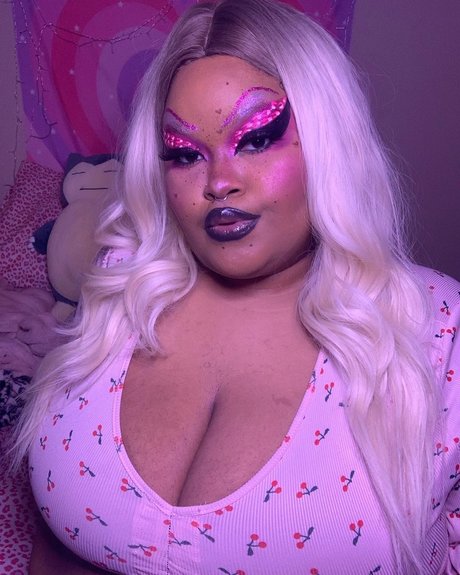 Foto di nudo di fuga di OnlyFans di Goddess Xio