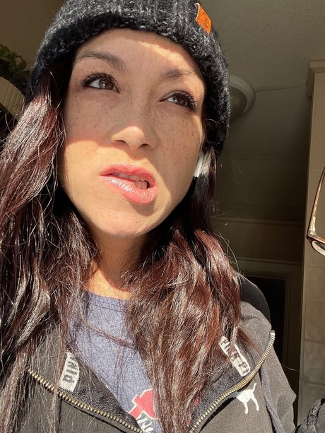Foto di nudo di fuga di OnlyFans di Nikkii