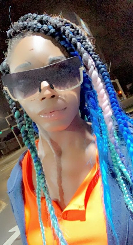 Foto di nudo di fuga di OnlyFans di Isis Mccoy