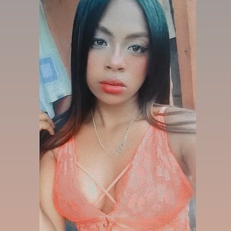 Foto di nudo di fuga di OnlyFans di Diana