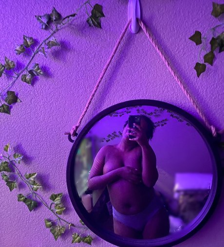Foto di nudo di fuga di OnlyFans di Madem Cocoa