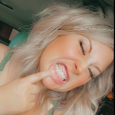 Foto di nudo di fuga di OnlyFans di Devon Rae