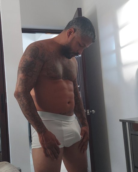 Foto di nudo di fuga di OnlyFans di Dominican Studd