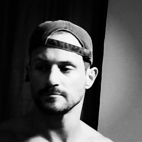 Foto di nudo di fuga di OnlyFans di Danny H