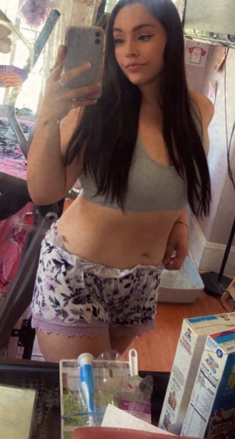 Foto di nudo di fuga di OnlyFans di Lavender Ocean