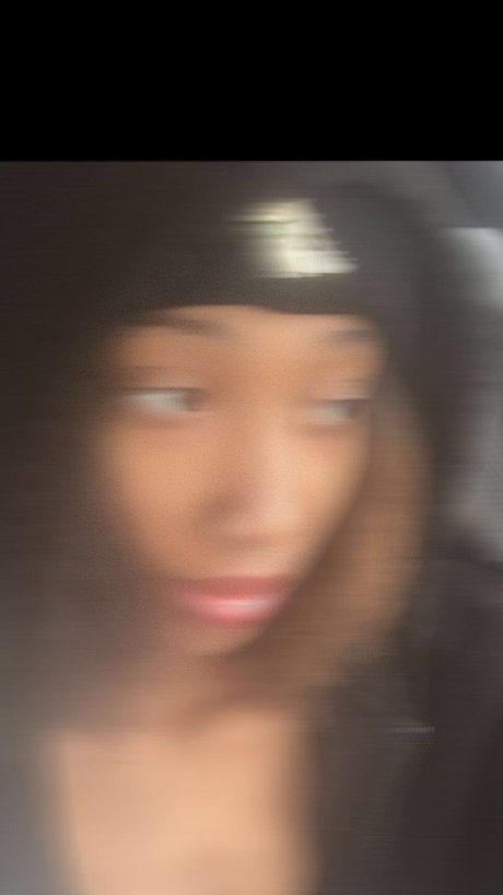 Foto di nudo di fuga di OnlyFans di Rena